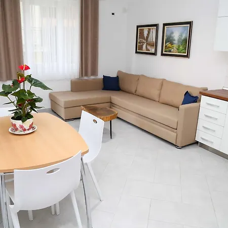 Carpe Diem Apartments-hotel Lägenhet Shëngjin