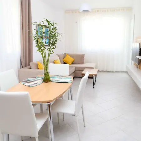 Carpe Diem Apartments-hotel Shëngjin